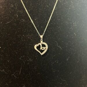Silver Heart “mom”‎ Pendant Necklace